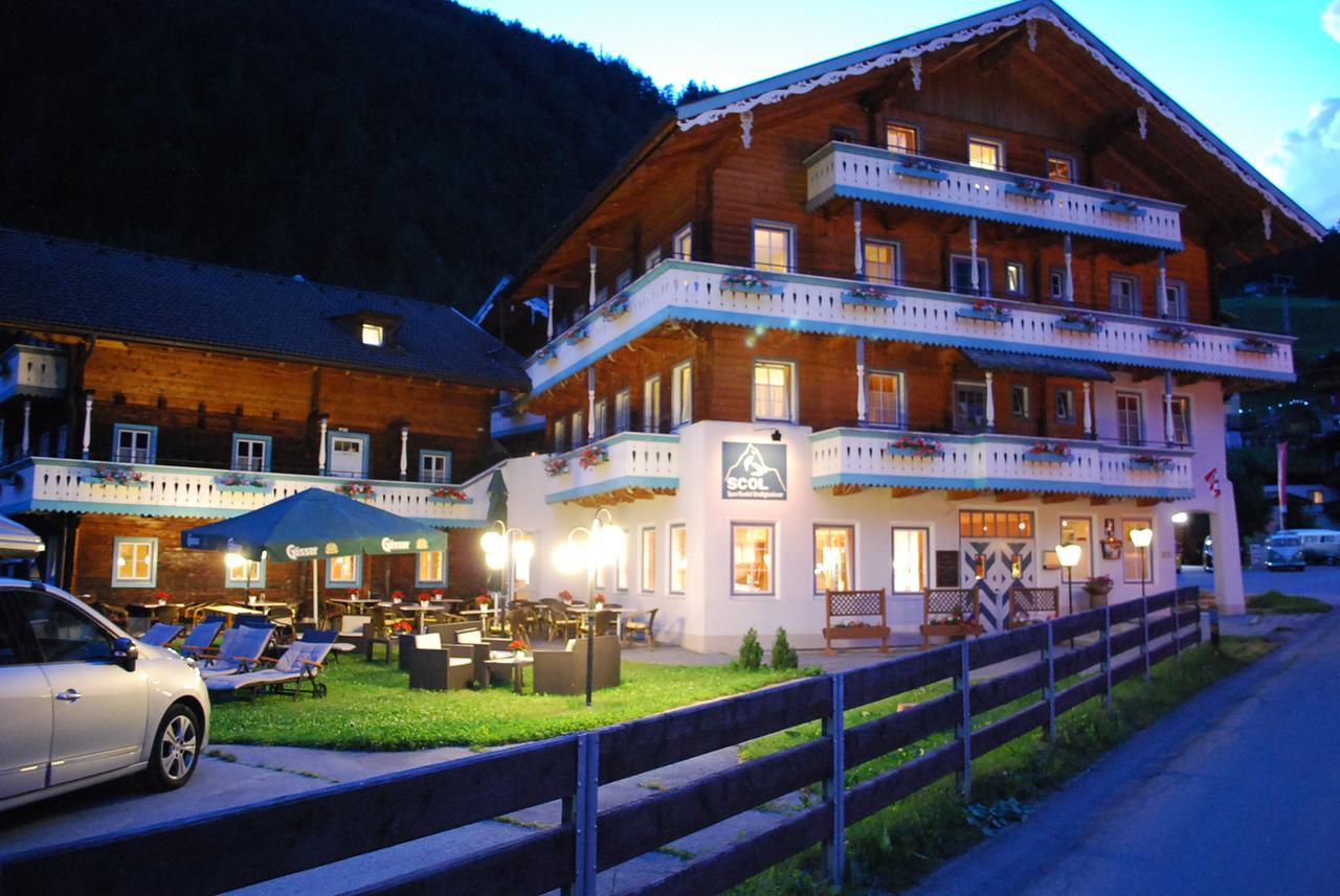 Scol Sporthotel Grossglockner Kals-am Großglockner Zewnętrze zdjęcie